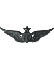 Army Senior Aviator badge in black metal