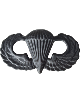 Parachutist Basic badge in black subdued metal