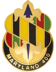 Metal pin with Maryland's state flag design and 'Maryland 400' text on a gold background.