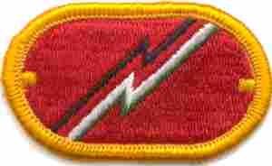1st Field Artillery Detachment Oval - Saunders Military Insignia