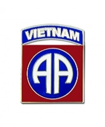 82nd Airborne Vietnam metal hat pin
