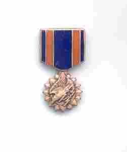 Air Medal Lapel Pin - Saunders Military Insignia