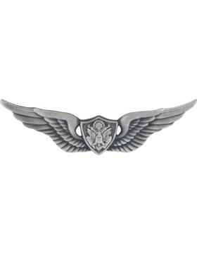 Aircraft crew man badge in silver OX finish