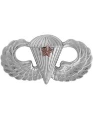 Army Basic Parachute wing with one combat  star