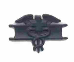 Expert Field Medic Army badge in black metal - Saunders Military Insignia