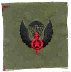 OPFOR Parachutist Wing in olive drab subdued, Opposing Force Wing