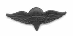 Pararigger Airborne (Mniniature) badge in black metal - Saunders Military Insignia