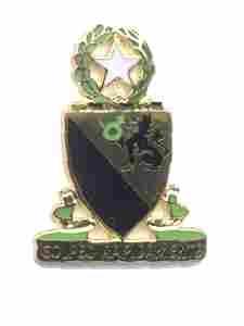 US Army 124th Cavalry Regiment Unit Crest - Saunders Military Insignia