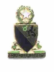 US Army 124th Cavalry Regiment Unit Crest - Saunders Military Insignia