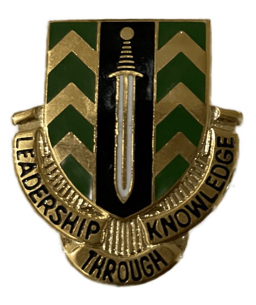 US Army 1st Army NCO Academy Unit Crest (LEADERSHIP THOUGH KNOWLEDGE)