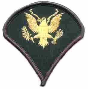 US Army Specialist 4th (E4) Chevron - Saunders Military Insignia