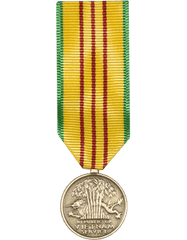 Vietnam Service Miniature Medal - Saunders Military Insignia