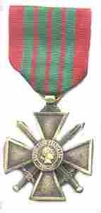 WWII Croix de Guerre Fr Full Size Medal